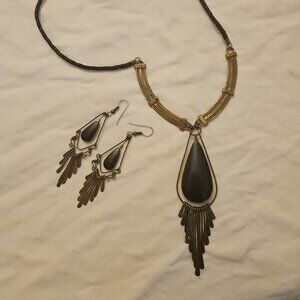 NECKLACE AND EARRINGS, MID-CENTURY BOHO/GOTH STONE AND ANTIQUE GOLD TONE